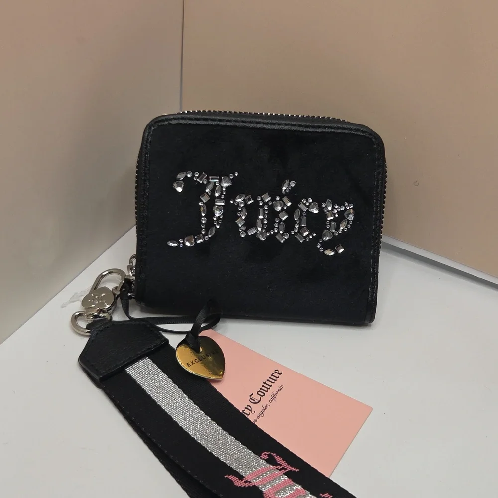 🖤▪️Juicy Couture ▪️All That Glitters Small Liquorice Silver Zip Around Wallet
